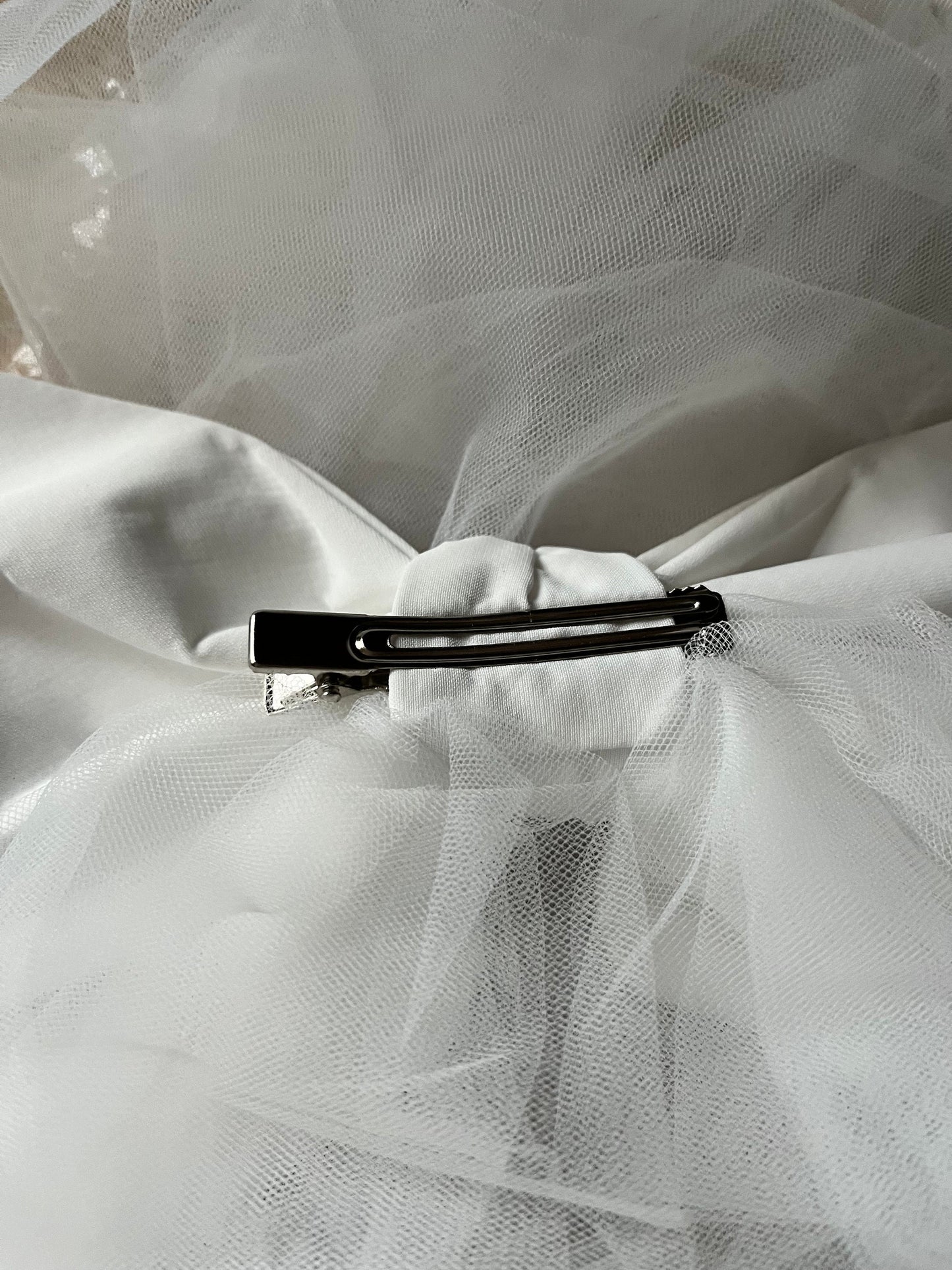 Bride Bow Veil, Hen Party Personalised Veil, Bachelorette Accessory for Bride to be, Future Mrs Gift, Wedding Veil, Tulle Bow, Hen Weekend