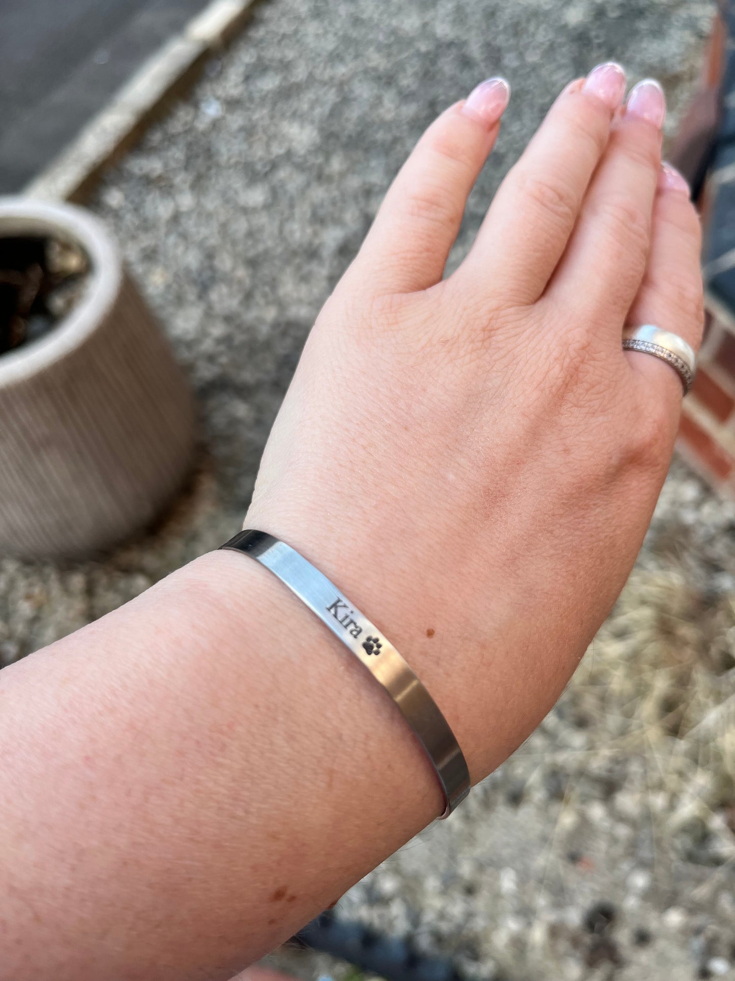 Engraved Custom Dog Name Bangle, Adjustable Cuff Bangle with Pet Name , Pet Memorial Bracelet, Bracelet with dog’s name, Dog paw bracelet