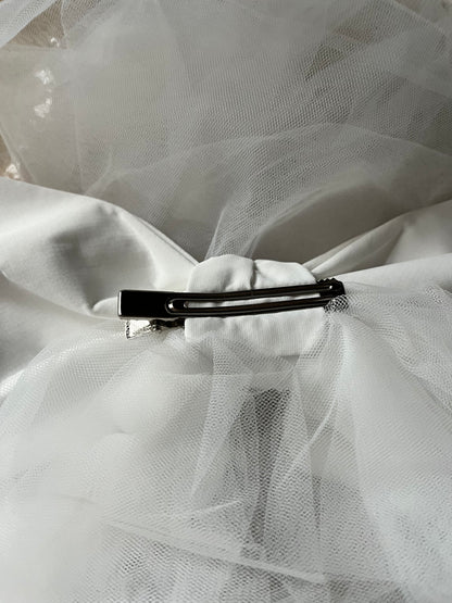 Veil for Bride, Hen Party Personalised Veil, Bachelorette Accessory for Bride to be, Mrs To Be Veil, Wedding Gift for Bride, White Hair Bow