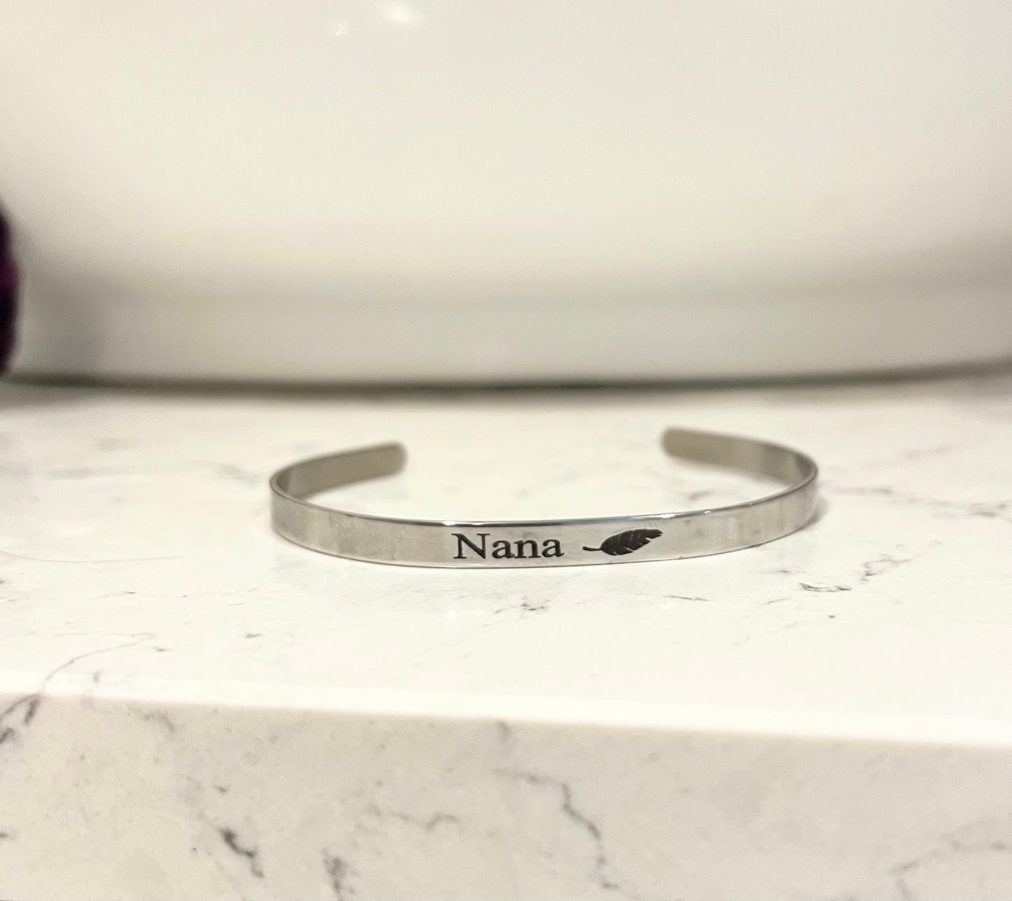 Engraved Personalised Memorial Bracelet, Feather Bracelet In Memory, Memorial Gift, Remembrance Jewellery, Custom Loss of Loved One Bracelet