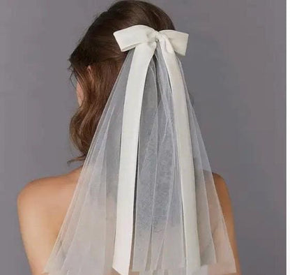 White Ribbon Personalised Veil for Bride, Hen Party Accessory, for Bride to be, Future Mrs Gift, Wedding Veil, Tulle Bow, Hen Weekend, Bow